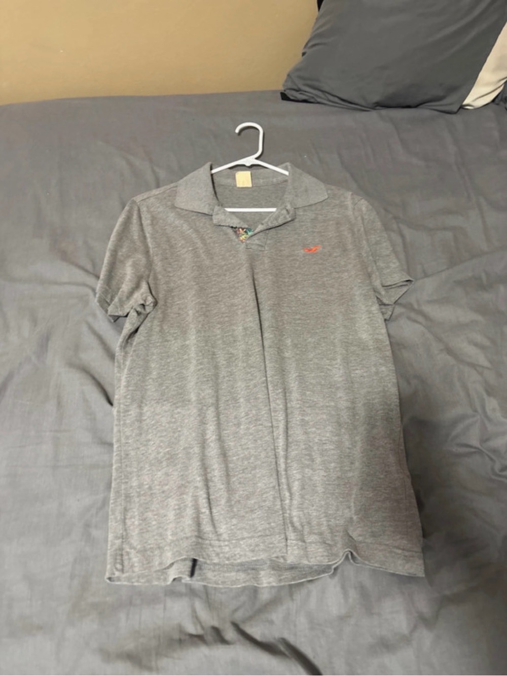 Men's Gray Polo Shirt - Classic Short Sleeve